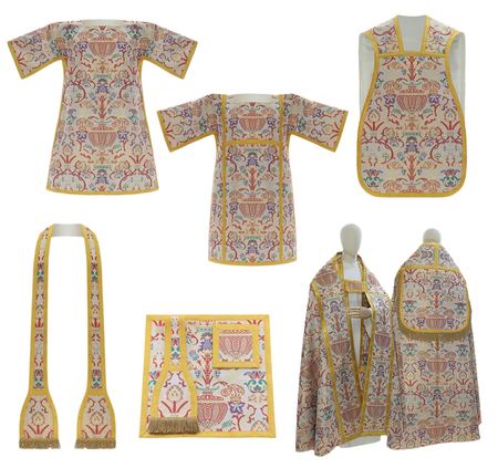 Ensemble de vêtements liturgiques "Tapisserie du couronnement”